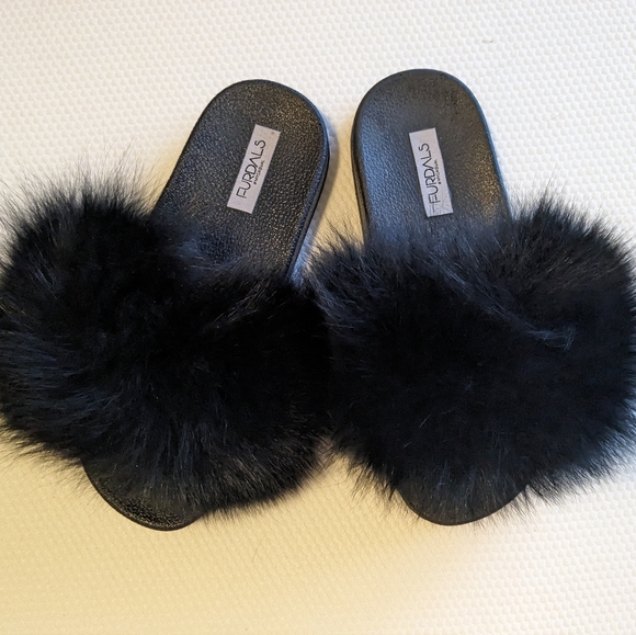 Furdals - Picture 2 of 4